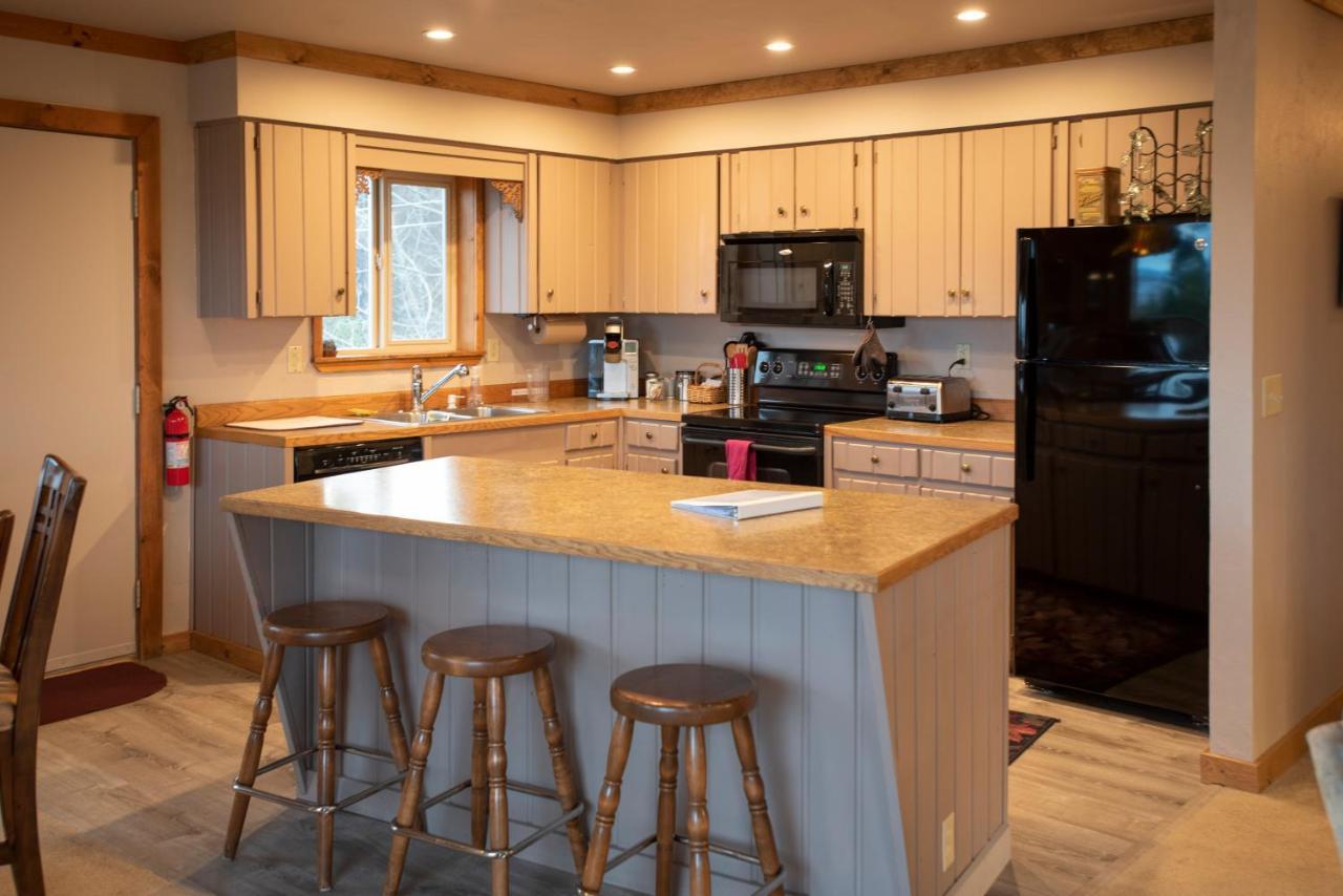 ホーマー Bear Creek Winery And Lodging Bed & Breakfast エクステリア 写真